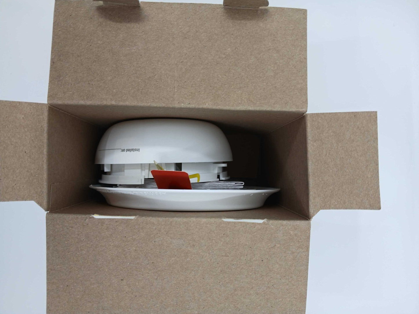 BRK SMI110 10-Year Sealed Battery Ionization Smoke Alarm (1046858)